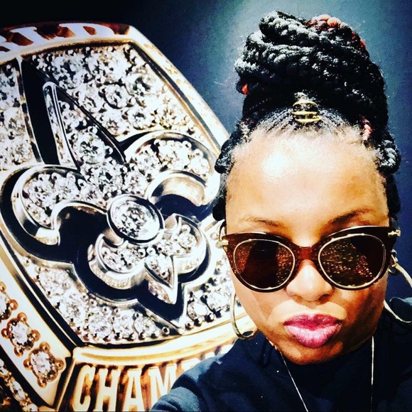 Meet your Posher, Ashonté - Picture 3 of 5